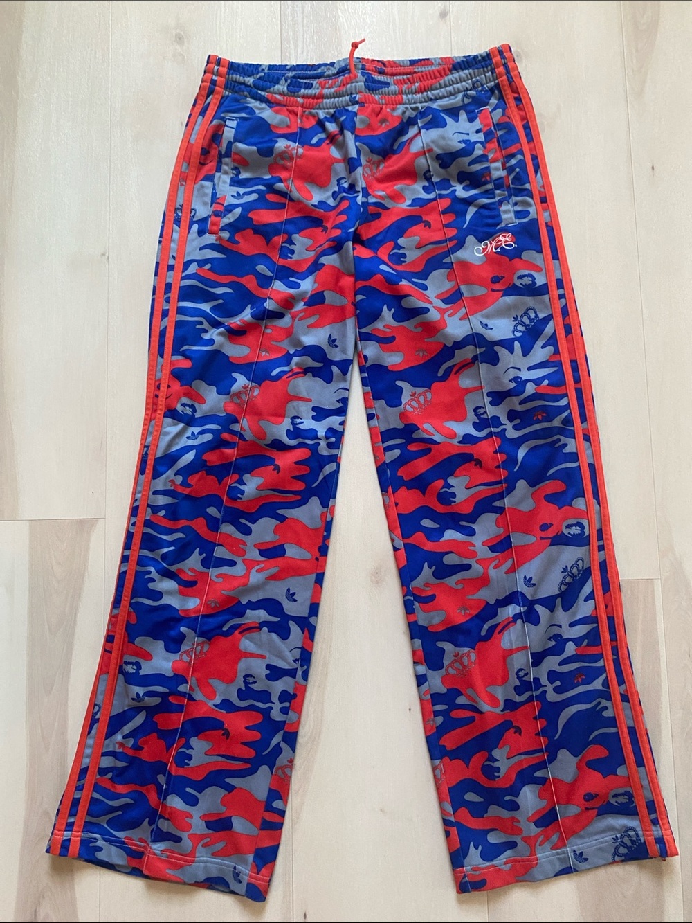 ADIDAS ✨ Missy Elliot Y2K Camouflage Track Pants size Medium